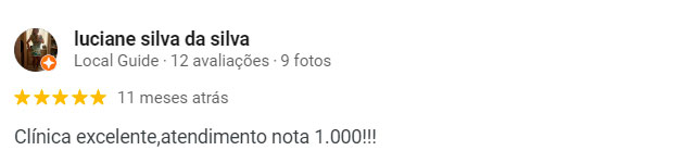 Avaliação cinco estrelas com comentário disponível no Google